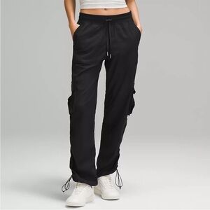 Lululemon Dance Studio Relaxed-Fit Mid-Rise Cargo Pant Black Medium